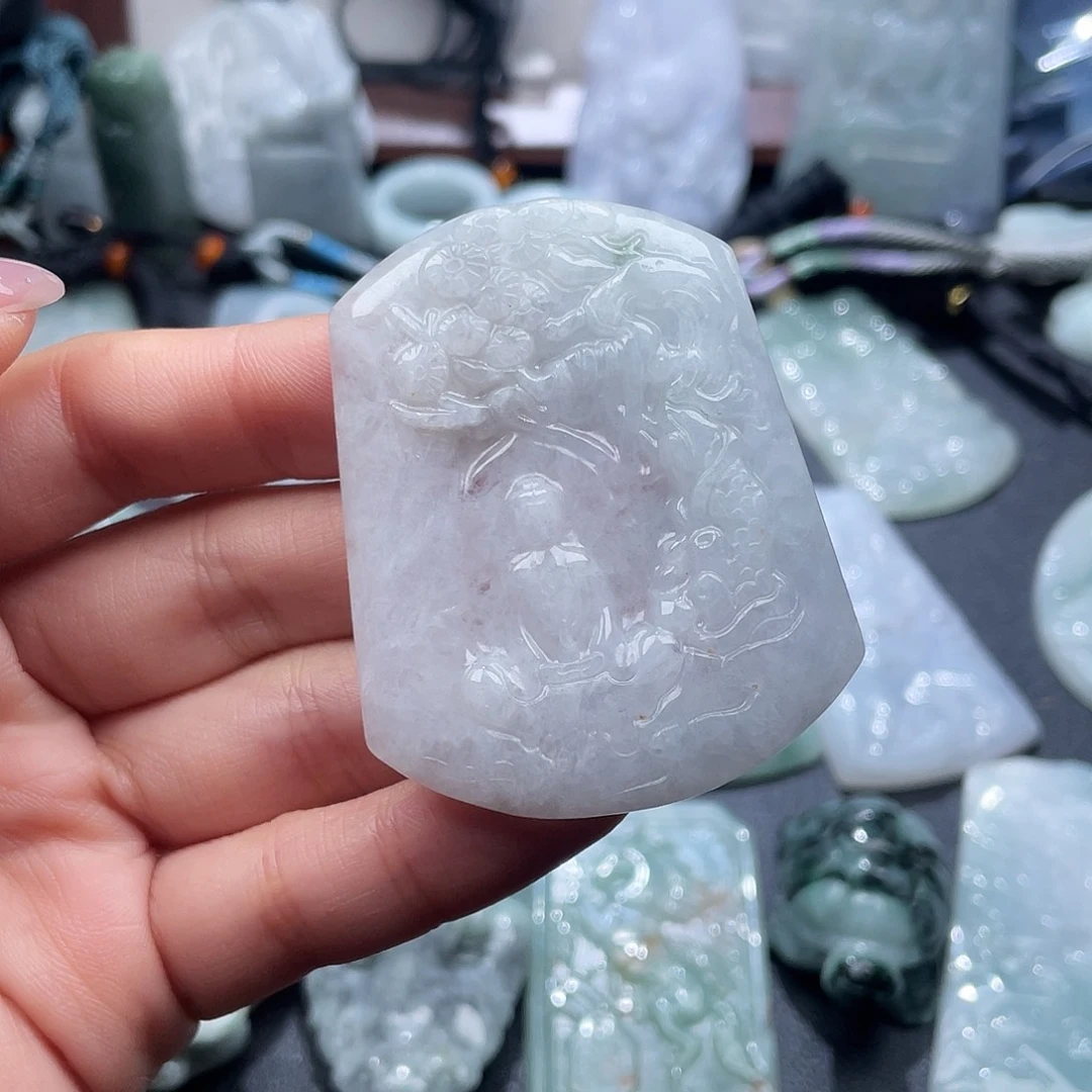 翡翠未镶嵌颈饰翡翠