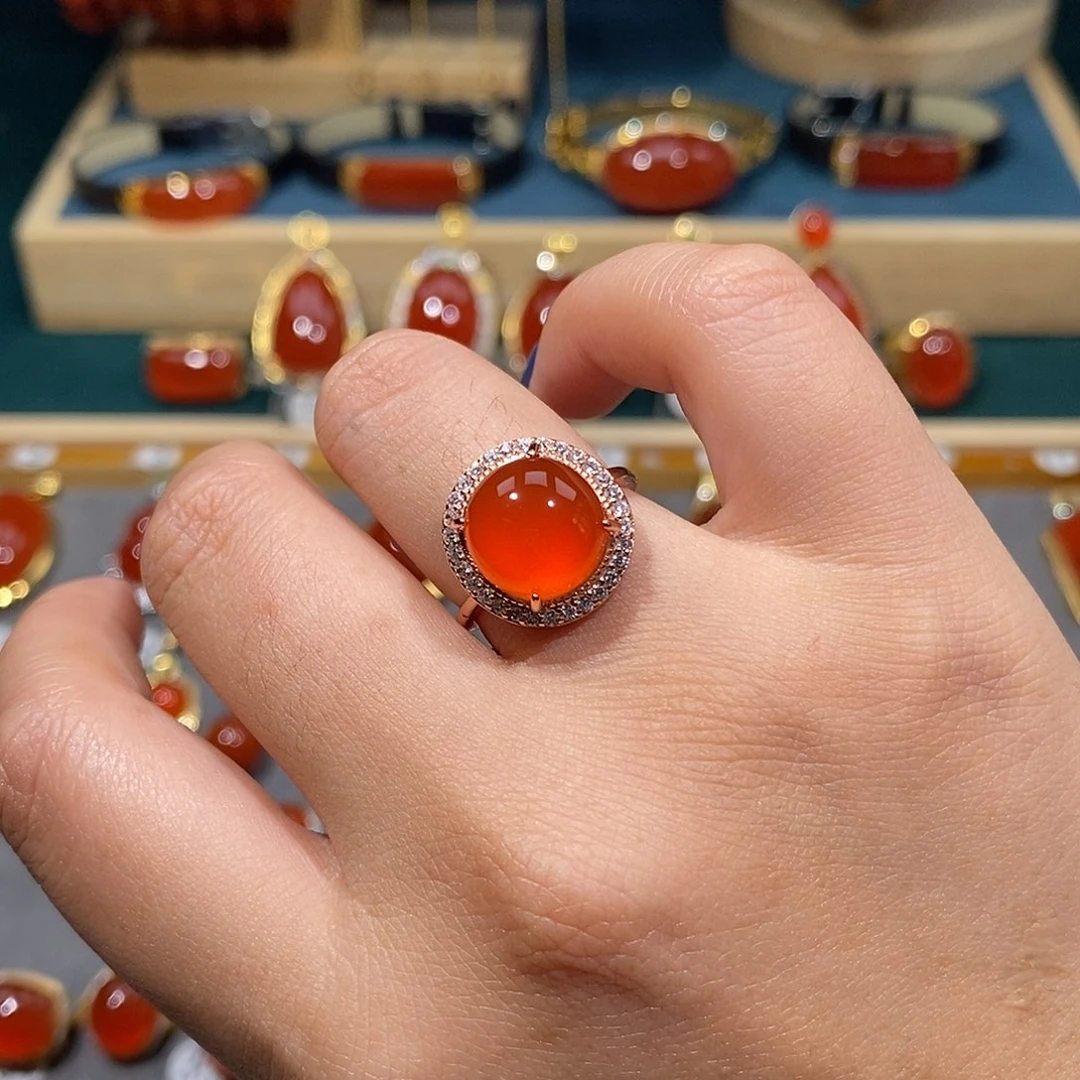 银S925镶嵌南红玛瑙戒指