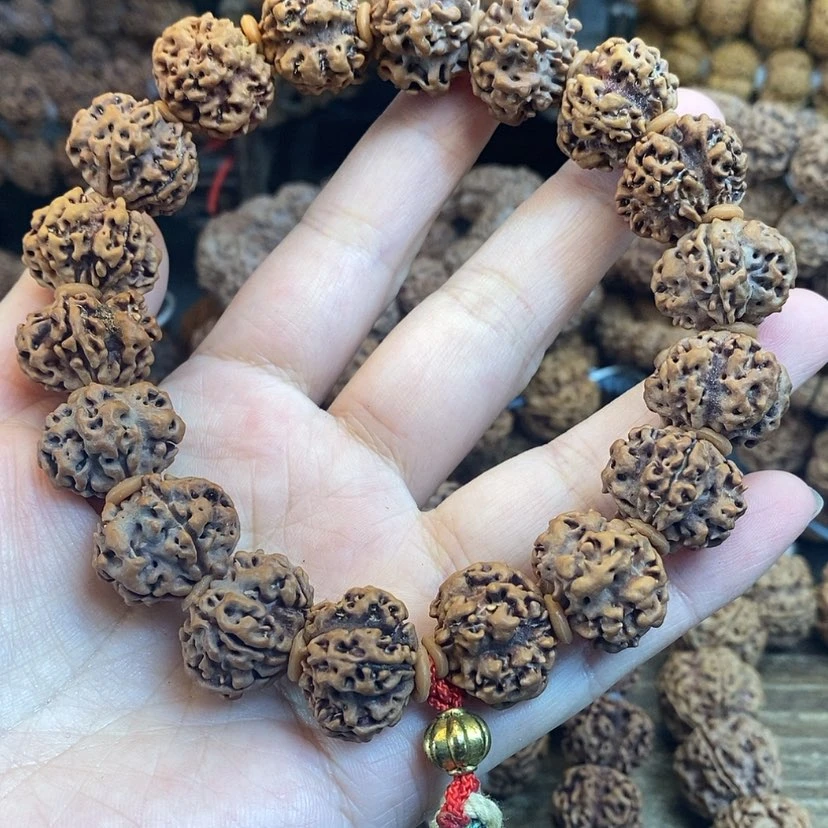 【闪购商品】手串金刚菩提老*原生态龙骨梅花18