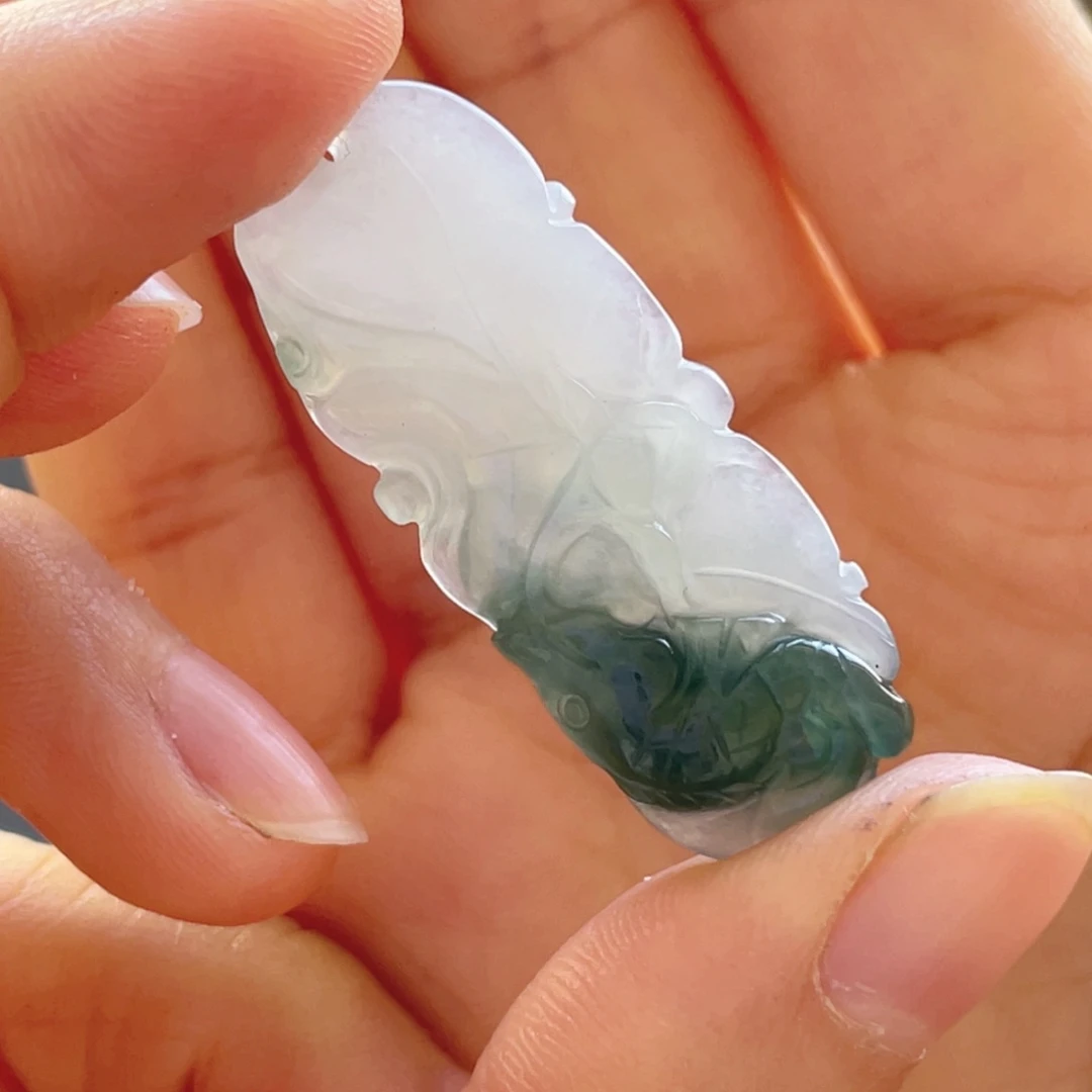 翡翠颈饰未镶嵌鱼