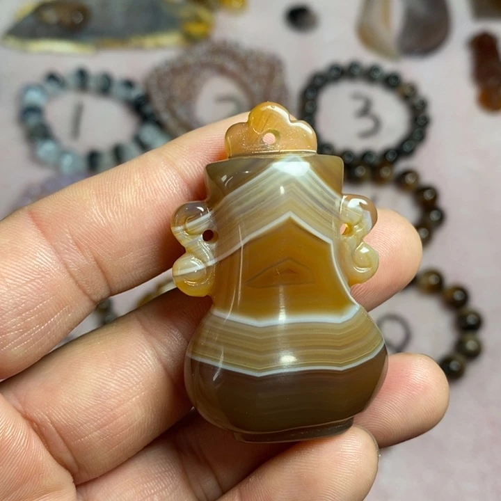 未镶嵌玛瑙/玉髓珠宝奇石