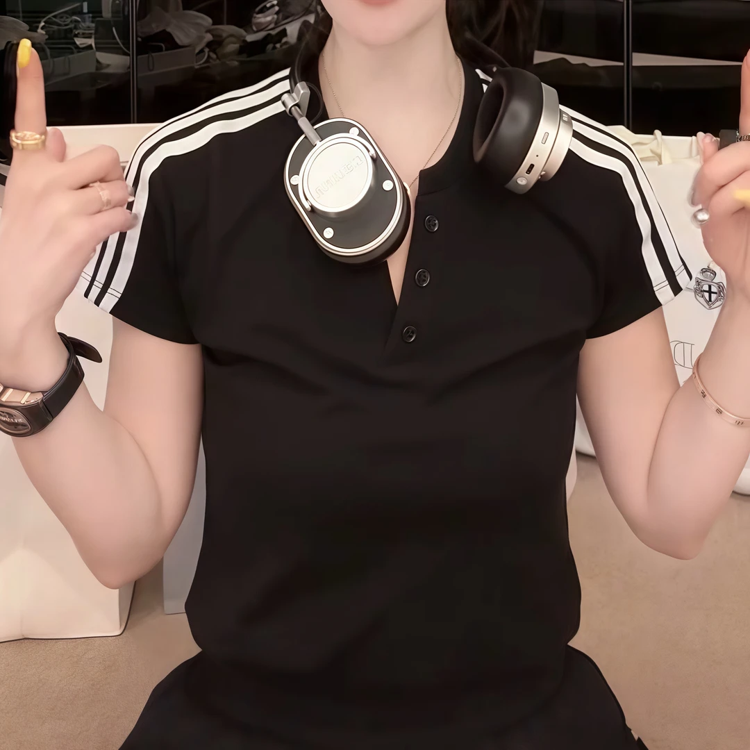 2025年夏装新款韩版显瘦v领时尚感短袖大码显瘦打底t恤女百搭上衣