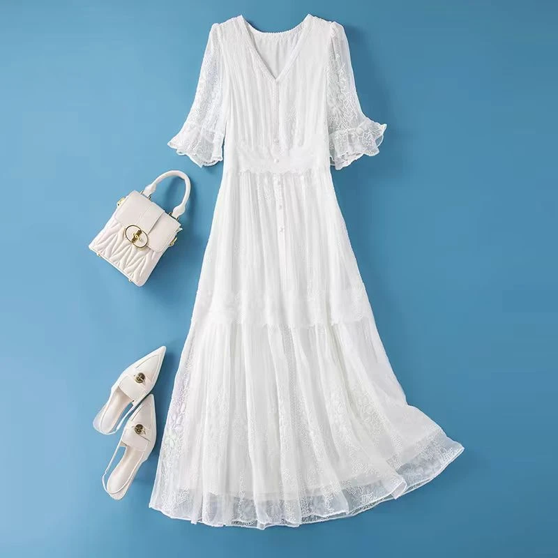 （01-60）连衣裙子女2025夏季新款法式小个子白色收腰显瘦长裙