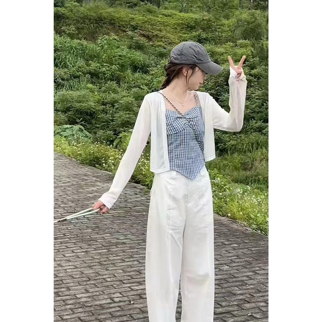 通勤气质显瘦新款韩系设计时尚洋气吊带+休闲百搭防晒开衫两件套