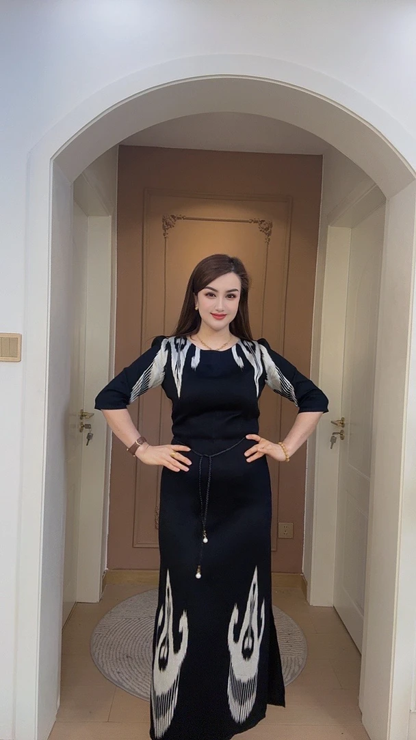 ipara新款艾特莱斯连衣裙6