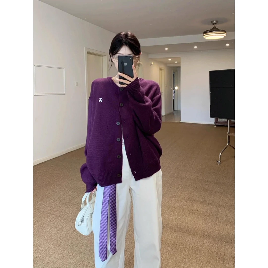 早秋新款超显白紫色毛衣外套女秋季长袖百搭休闲宽松针织开衫上衣
