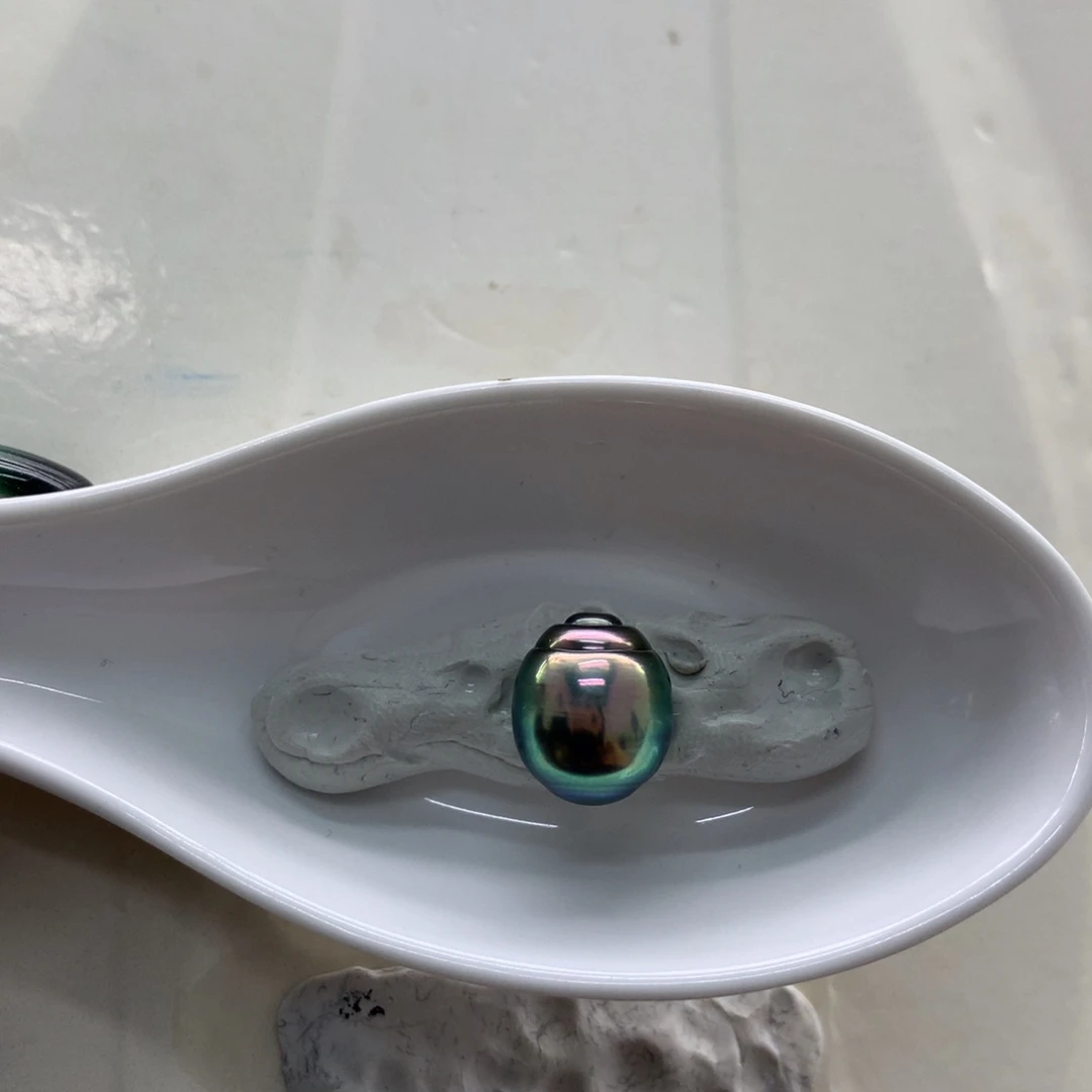 吃***伦裸珠海水珍珠11mm