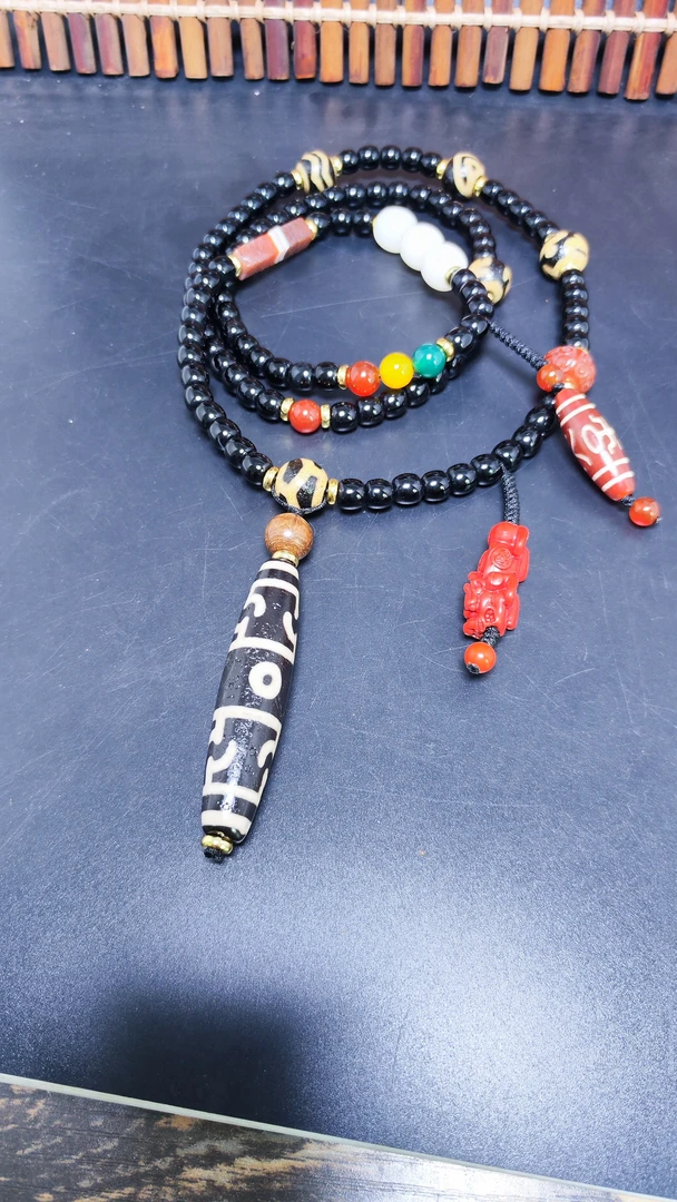 高端玛瑙黑白三眼莲师项链毛衣链四季链颈饰