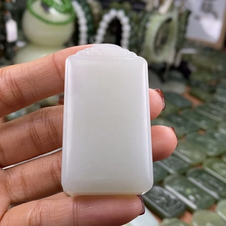 和田玉未镶嵌颈饰和田玉