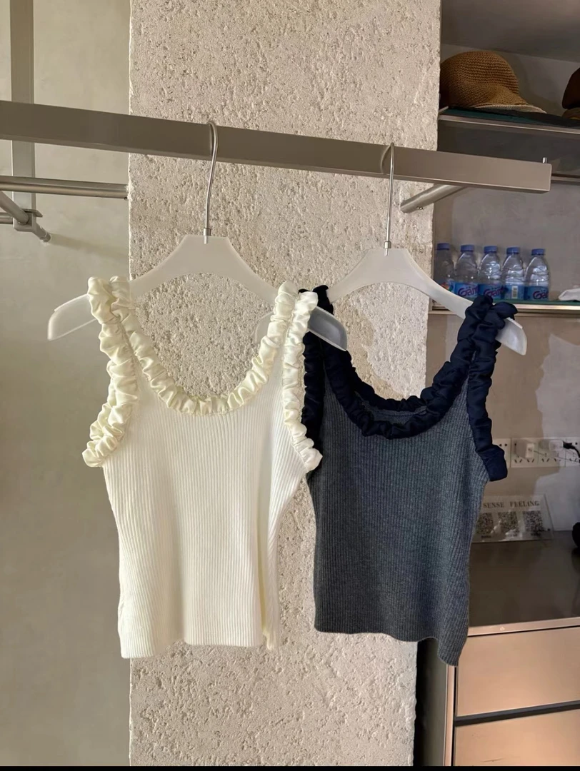 福秒-木耳边U领的、螺纹针织薄款休闲背心（FE0811#）FEELING