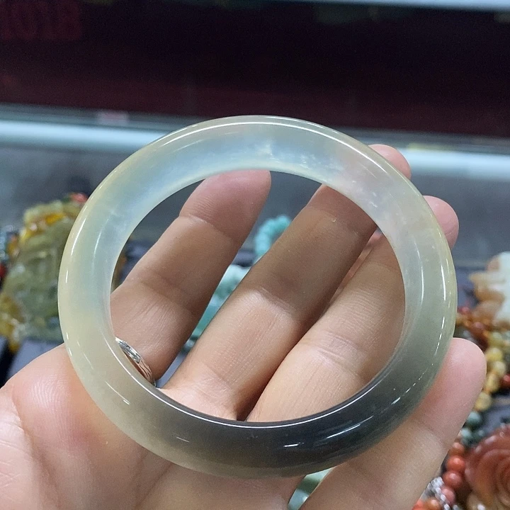 吊坠(赠链)未镶嵌翡翠