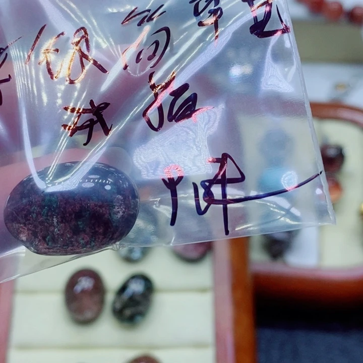 未镶嵌颈饰水晶佳**钵水晶