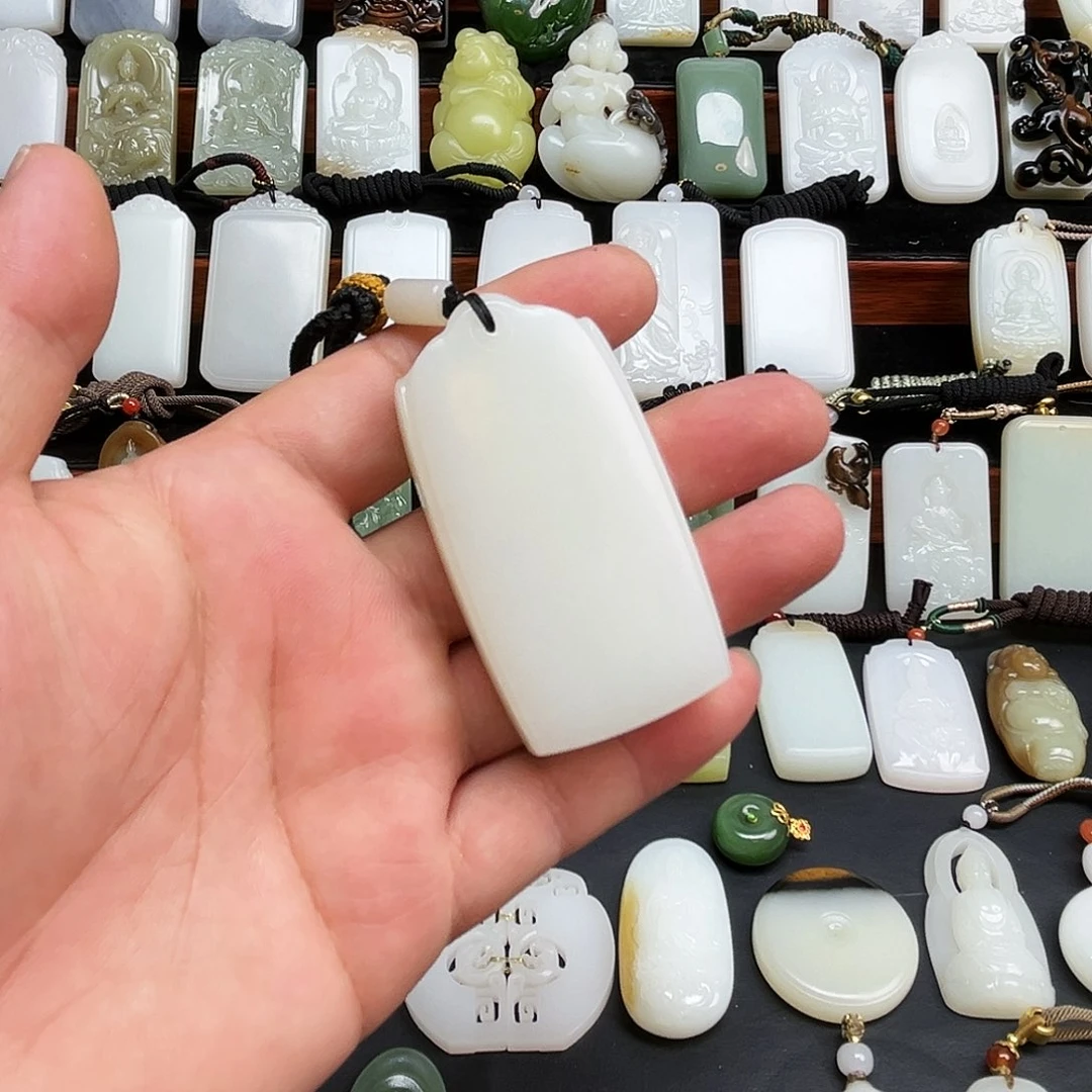 和田玉未镶嵌挂件