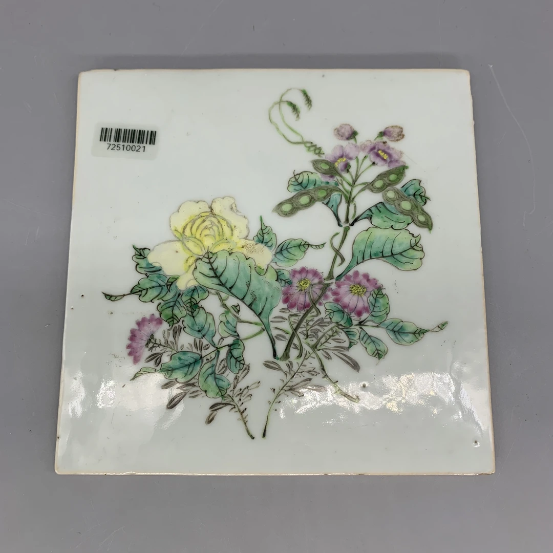 72510021*民国粉彩花卉纹瓷板/瓷器七/江苏省文物总店/J