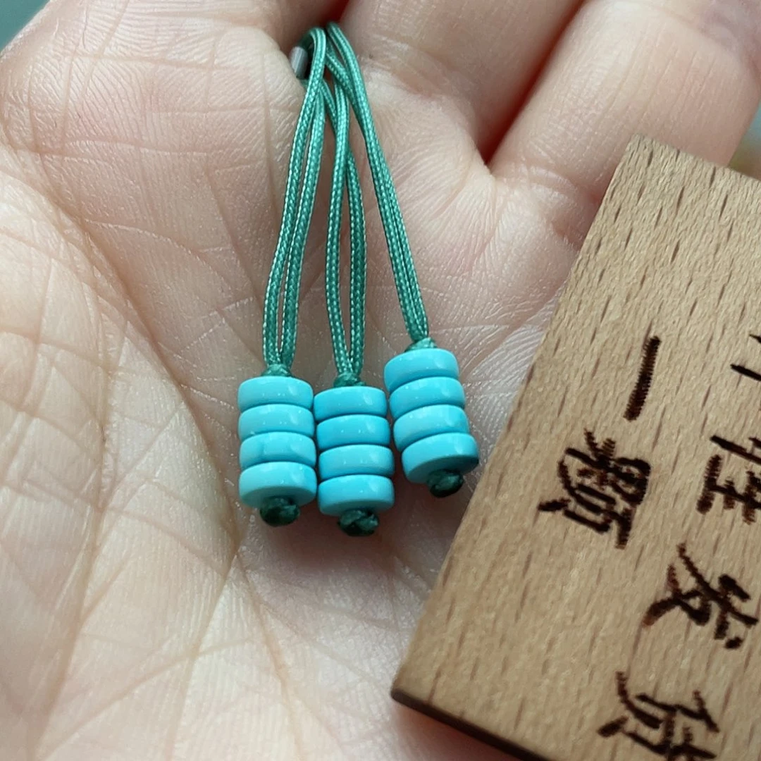 绿松石颈饰未镶嵌