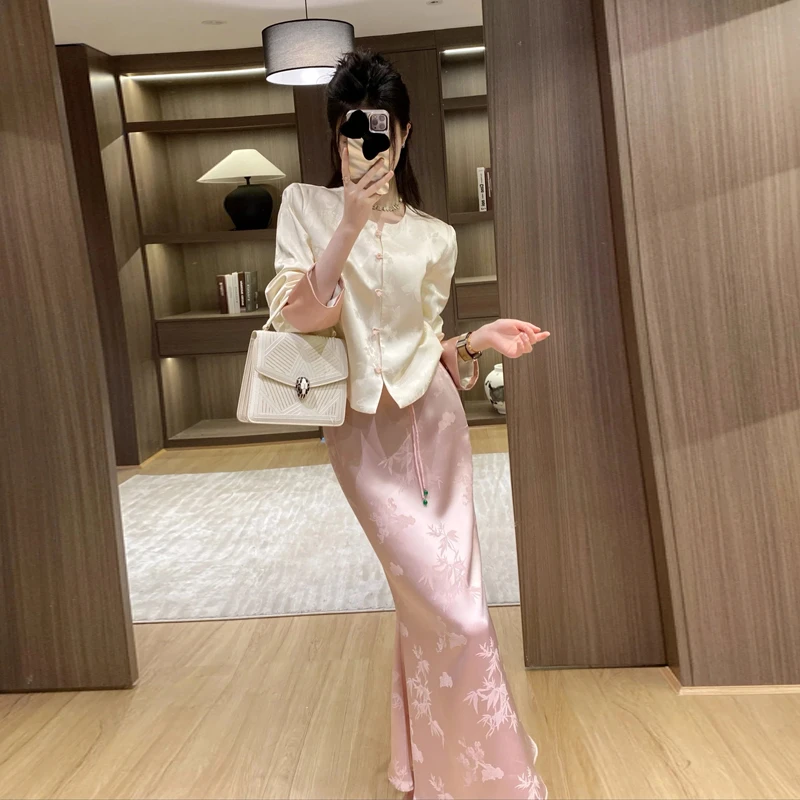 新中式轻奢气质套装女小香风时尚提花复古设计师小众温柔两件套潮