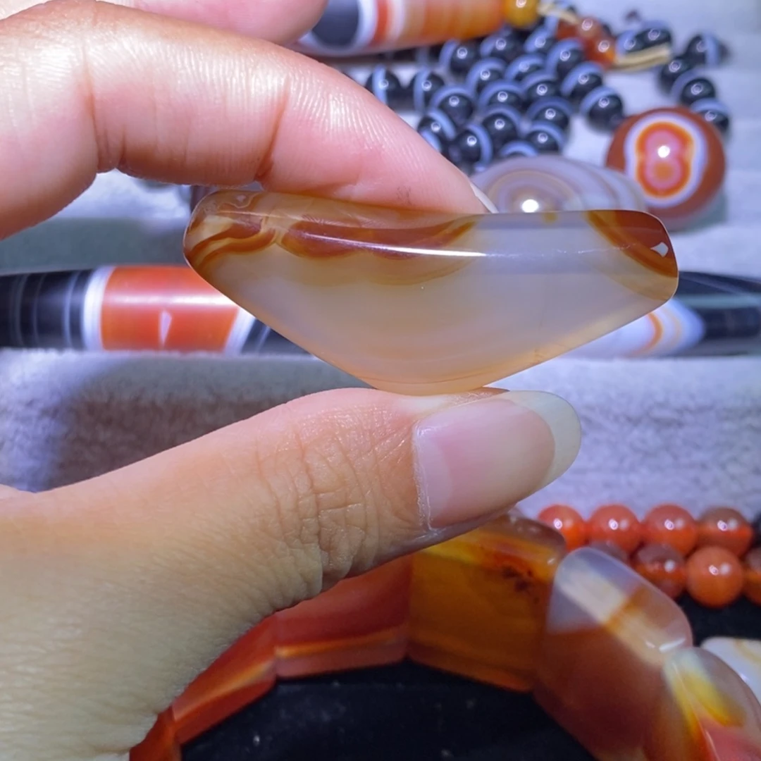 未镶嵌颈饰玛瑙/玉髓