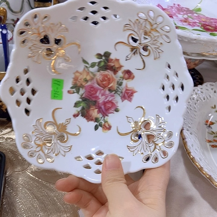 朵***朵微瑕…………………………………………