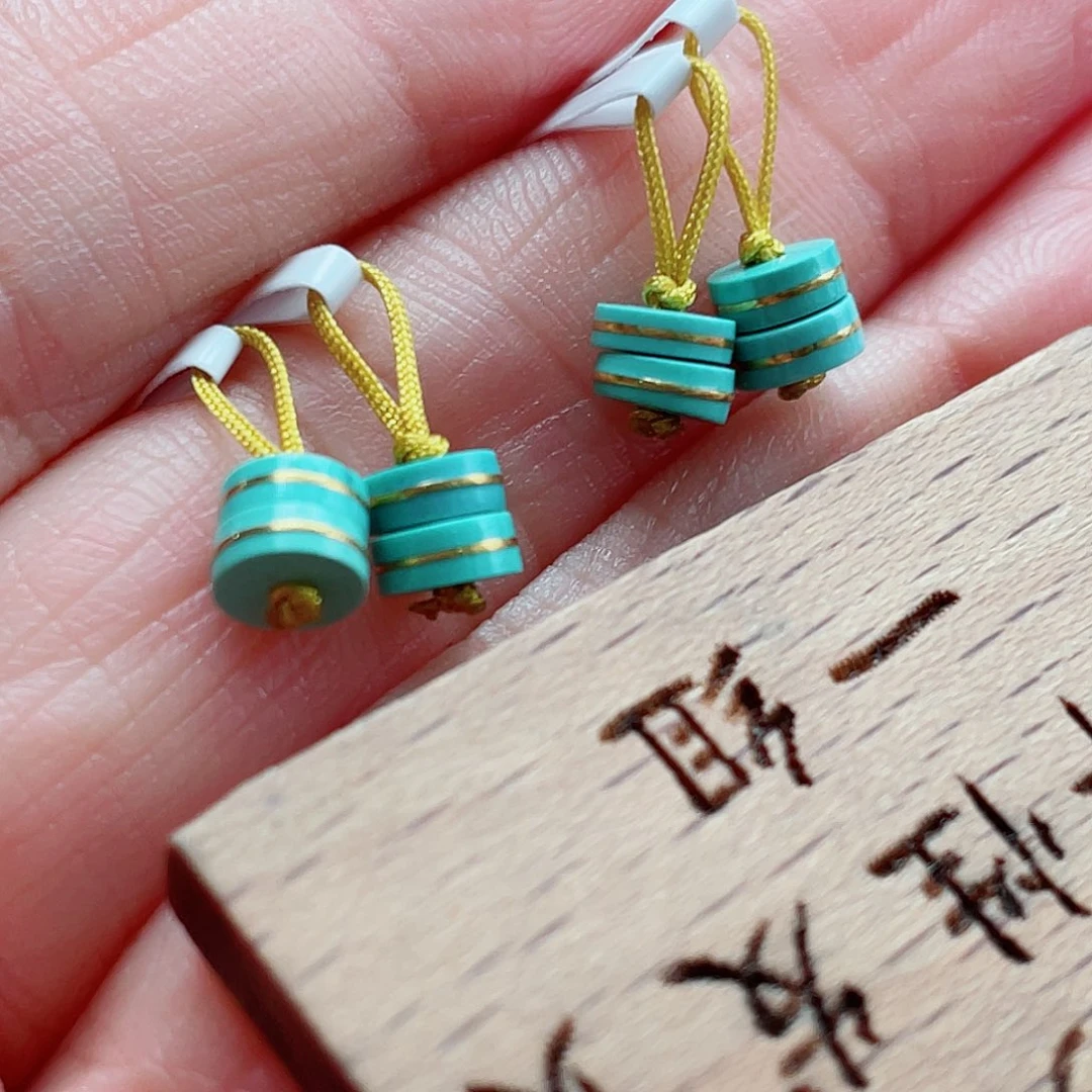未镶嵌绿松石颈饰