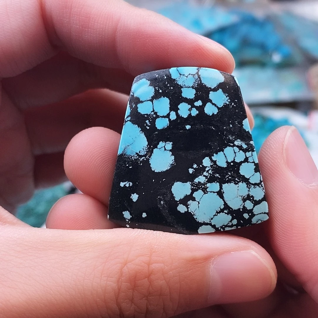 绿松石未镶嵌珠宝半成品