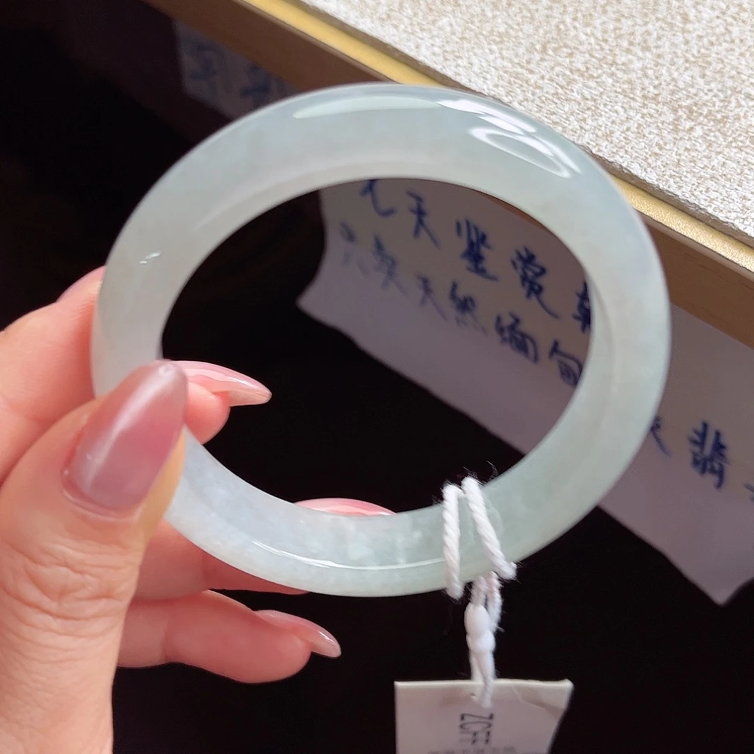 翡翠未镶嵌手镯手镯