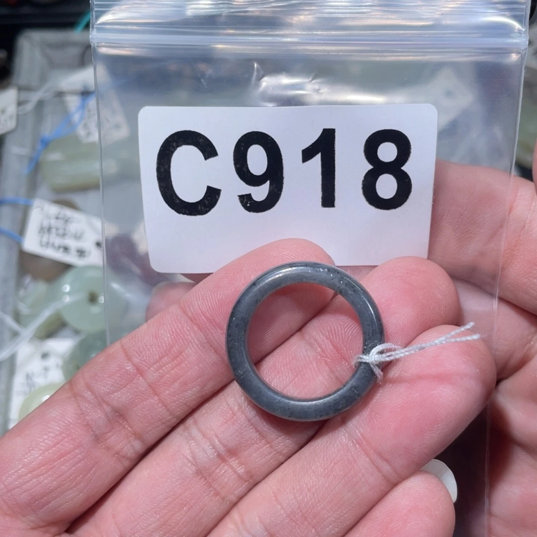 和田玉未镶嵌颈饰圈口18.5毫米