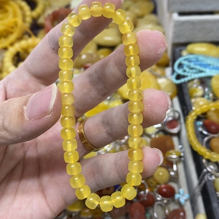 未镶嵌蜜蜡裸石多样性发货