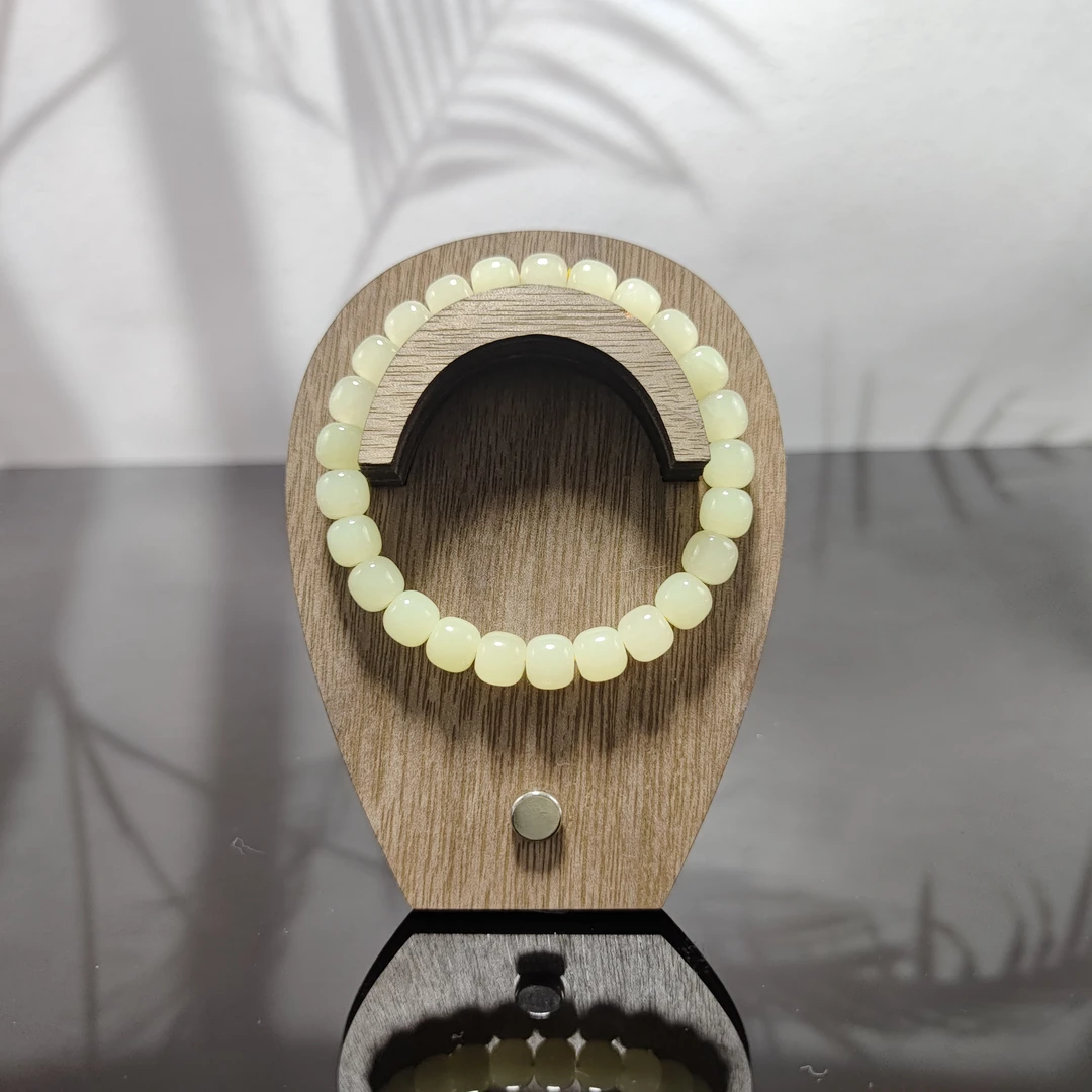 E和田玉桶珠手串（卡8）2873