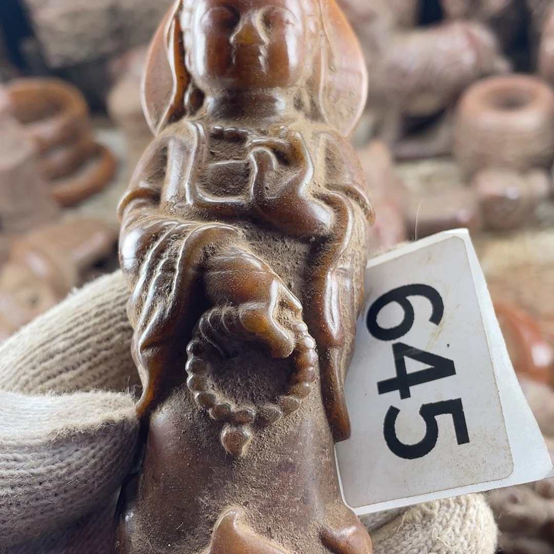 和田玉（糖玉）未镶嵌挂件