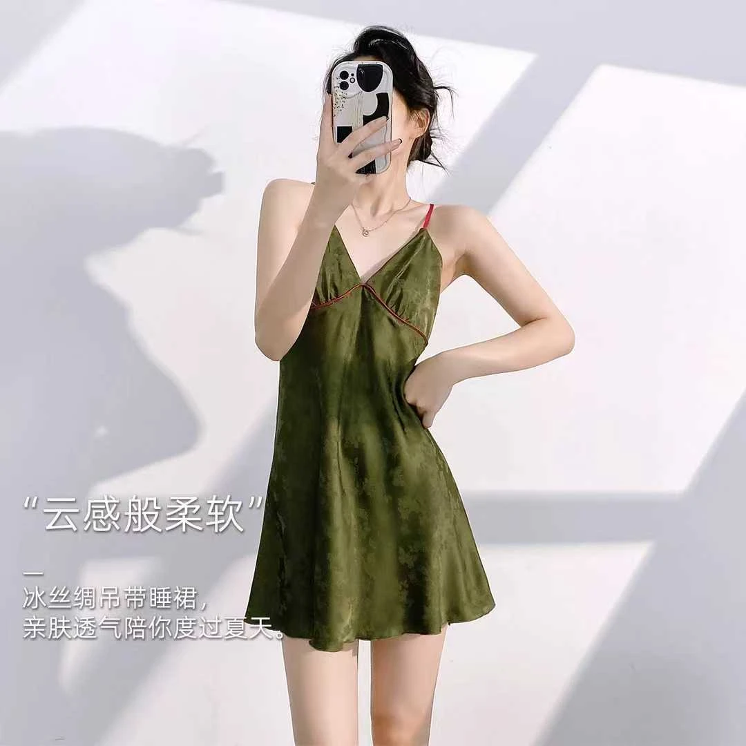 法式纯欲性感吊带睡裙带胸垫冰丝提花睡衣女款爆款2025新款家居服