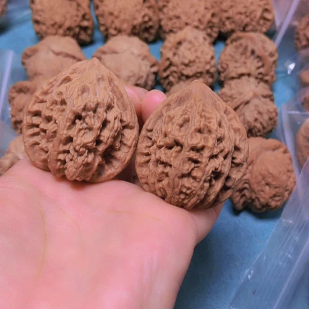 【闪购商品】摆件核桃38望月出油