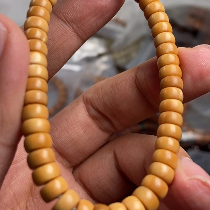 菩提根/象牙果吊坠我们