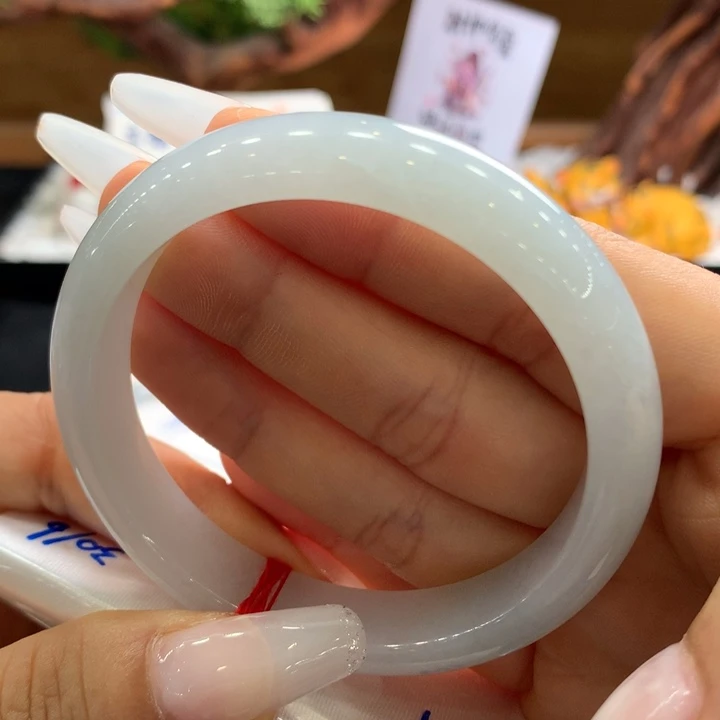 翡翠手镯未镶嵌2号