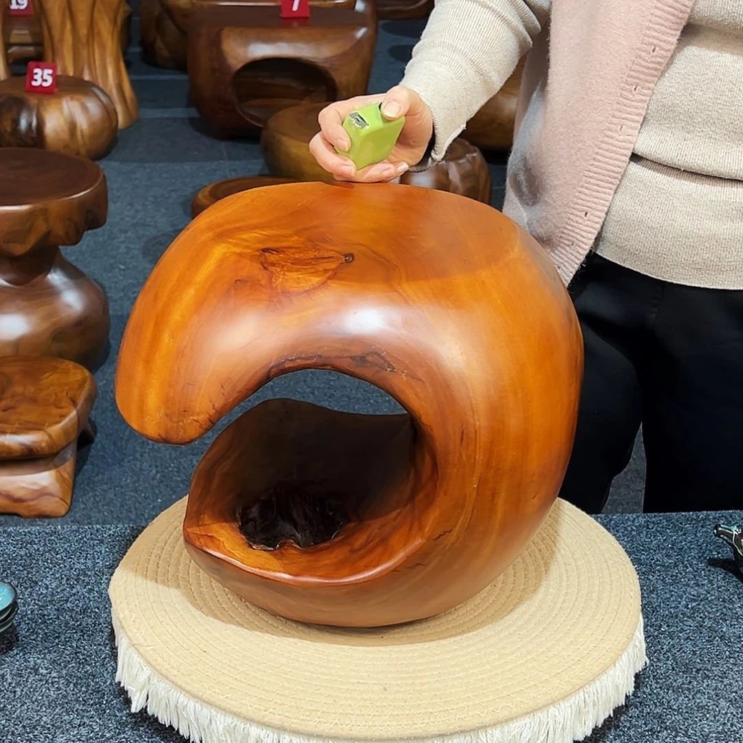 23 号香樟木尺寸：35-32-29cm