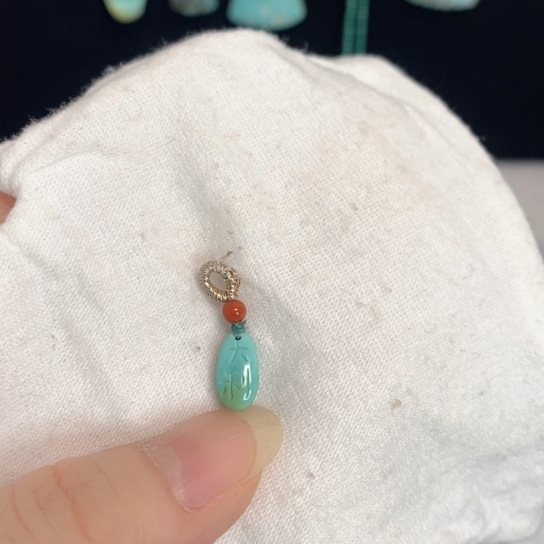 南红玛瑙未镶嵌珠宝奇石