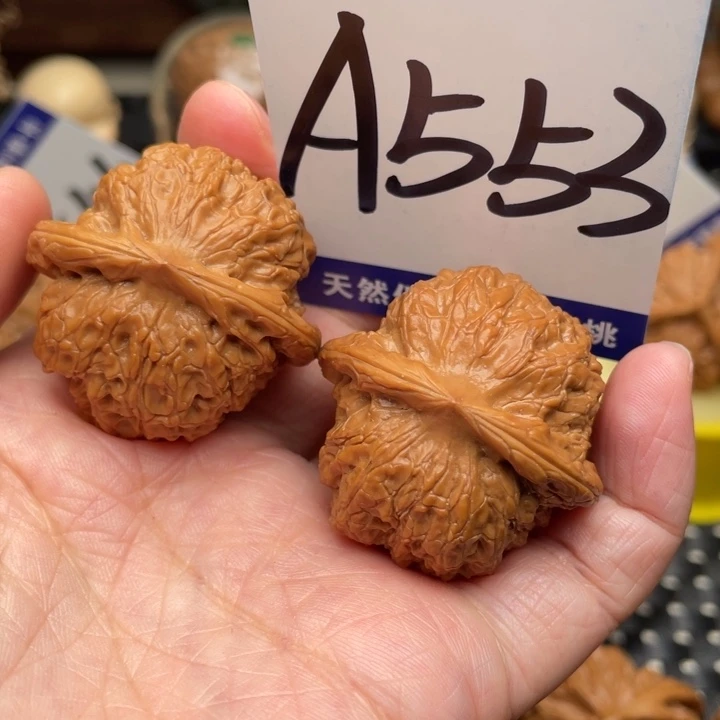 桃核把件血麒麟35