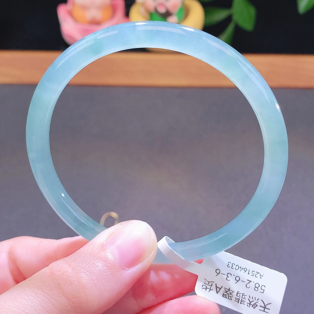 翡翠未镶嵌手镯天然翡翠