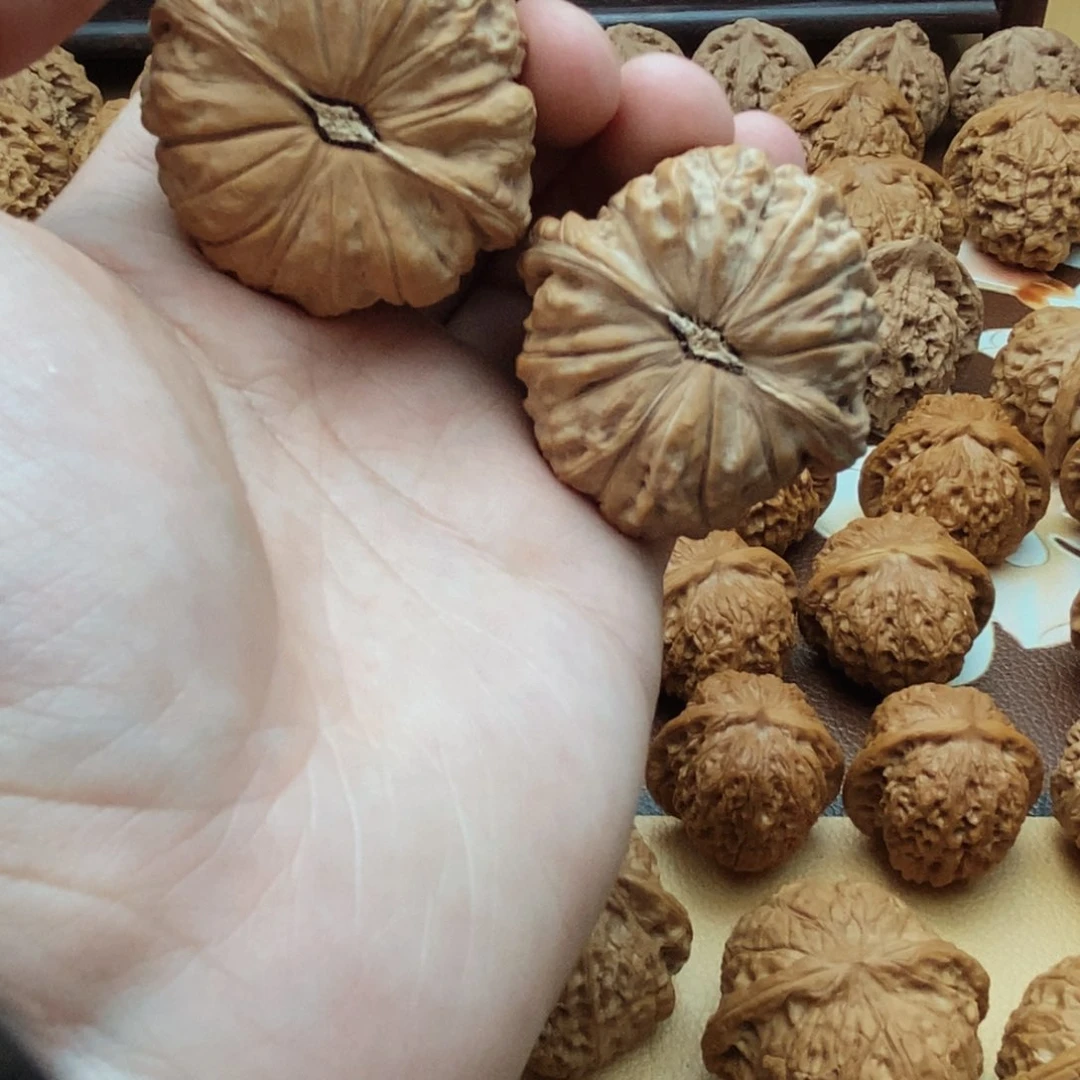 文玩核桃吊坠南瓜