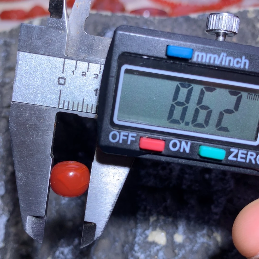 南红玛瑙未镶嵌牛血火焰纹老型8.6×7.5