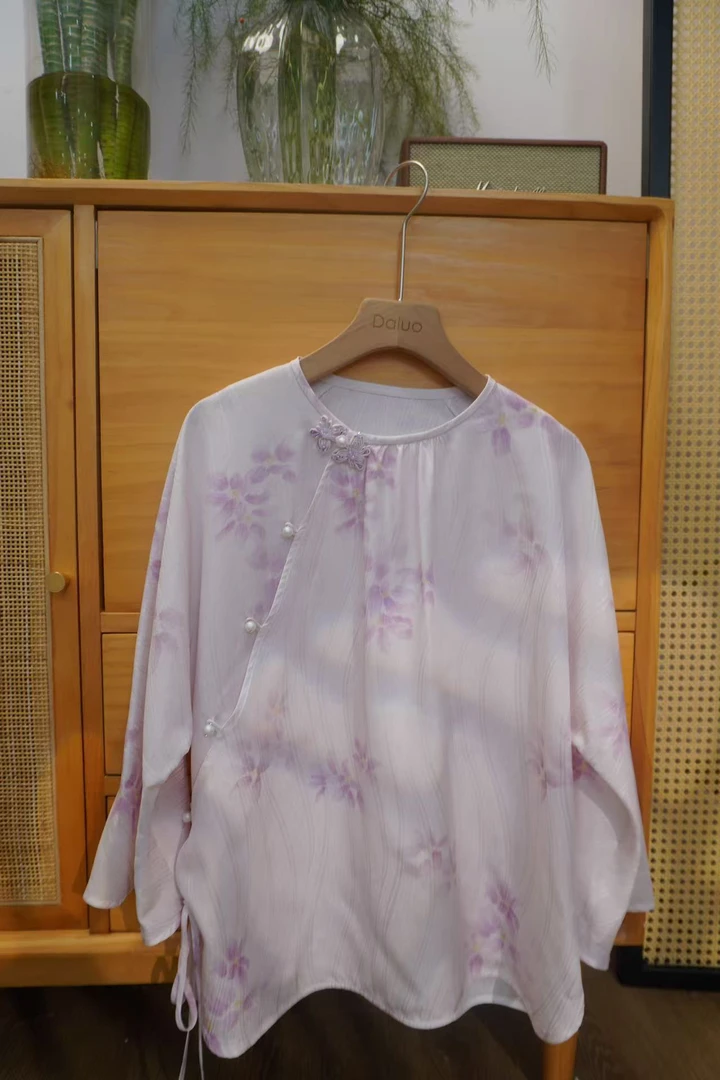 【紫杉】满分桑蚕丝圆领侧开领气质高级小萝孔新中式上衣毛衫