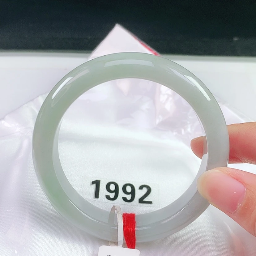 【闪购商品】未镶嵌手镯翡翠