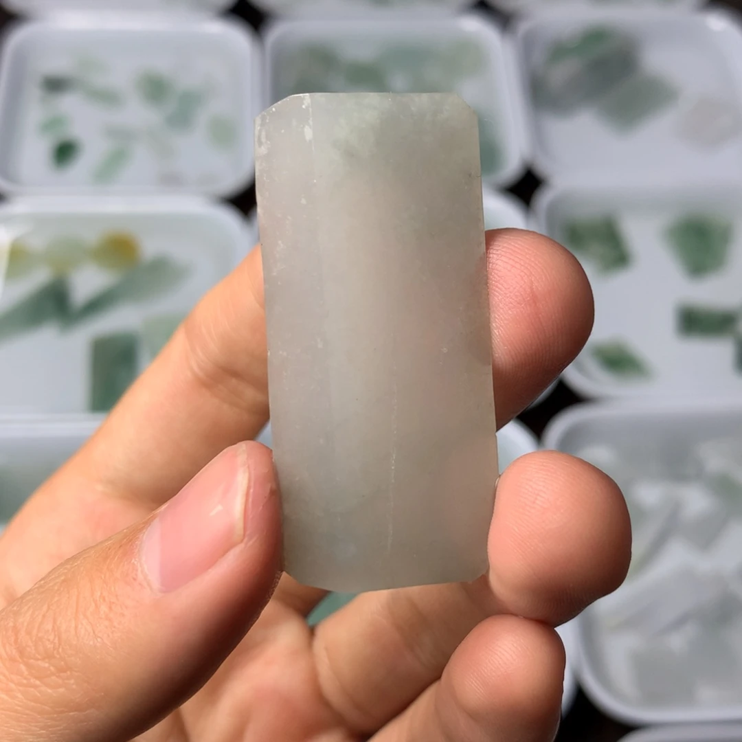 翡翠散珠23号直播间