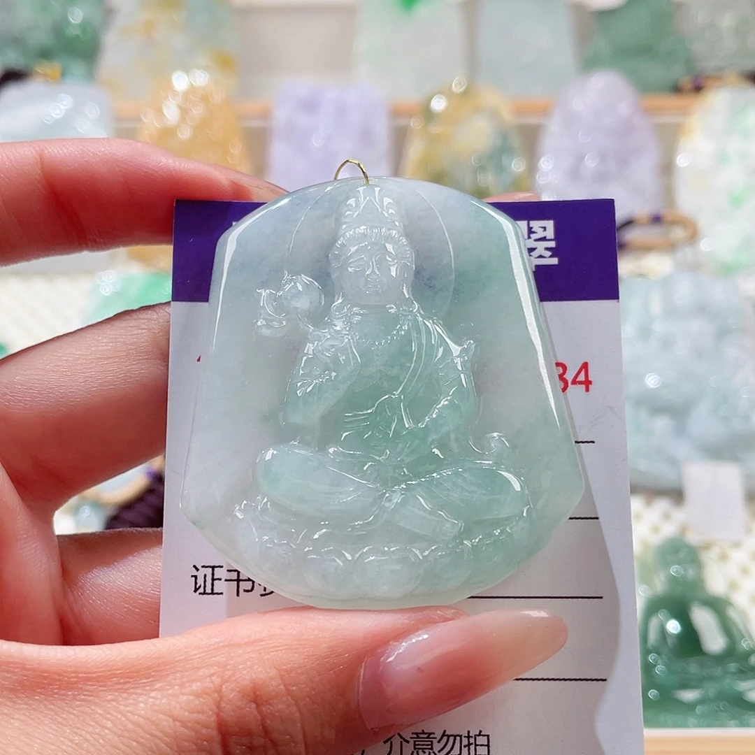 翡翠未镶嵌颈饰观音