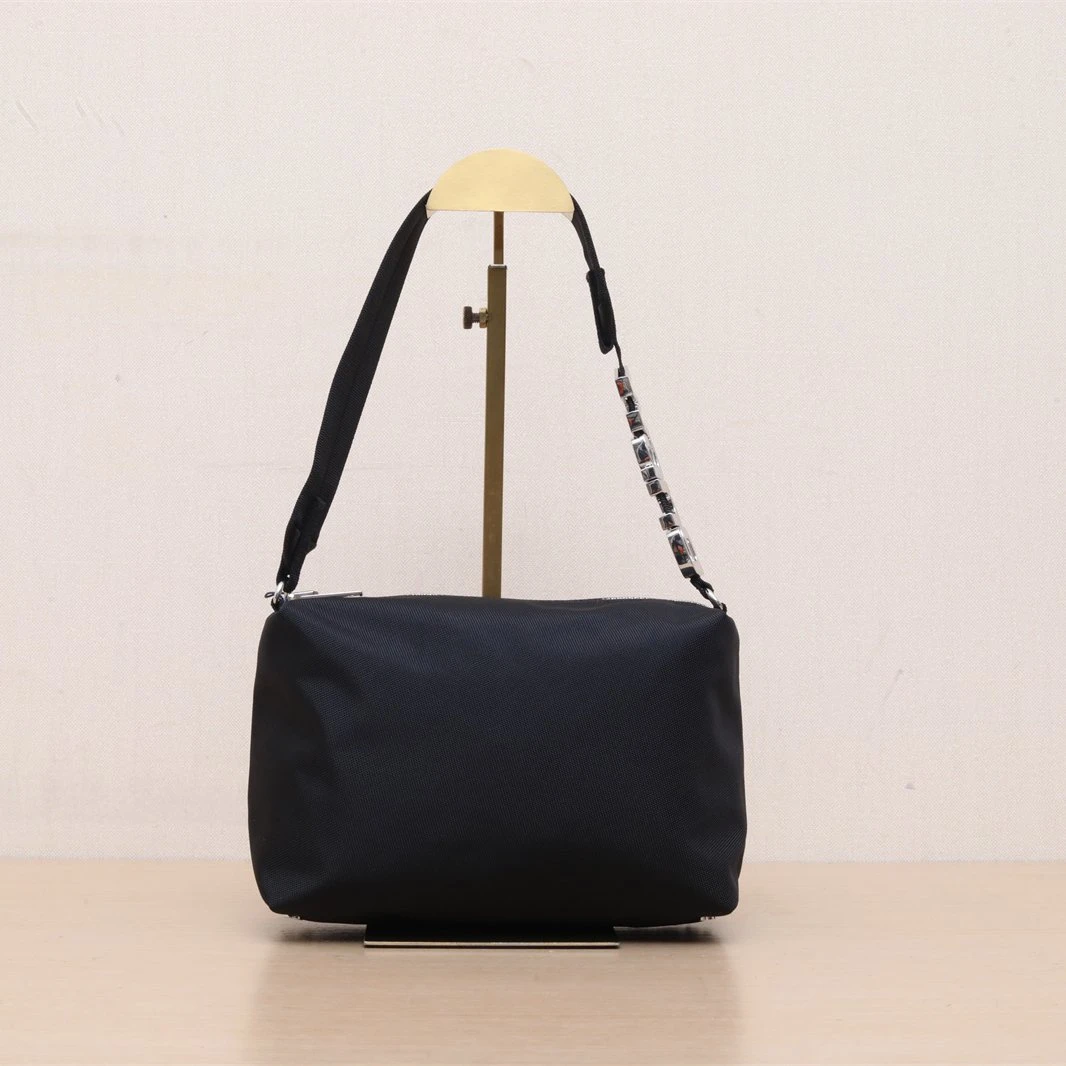 99新 ALEXANDER WANG 【念念】黑色 尼龙 帆布 腋下包