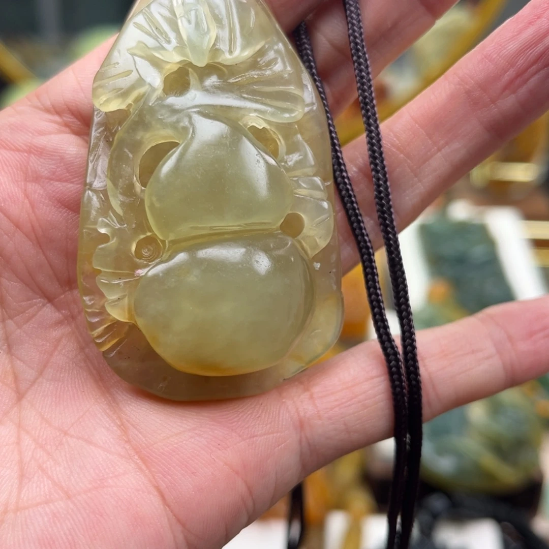 未镶嵌岫玉挂件挂件