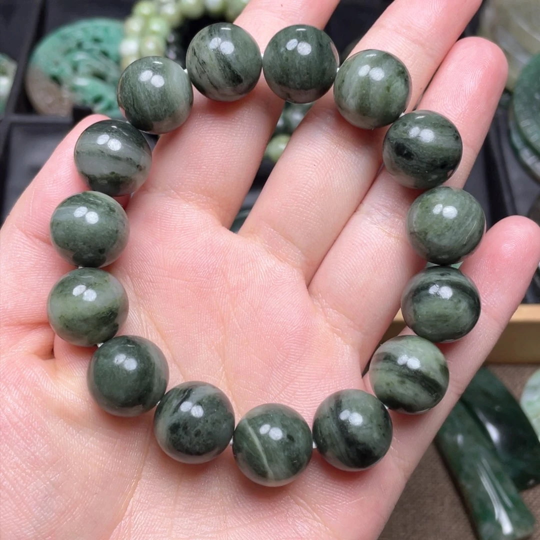 独山玉未镶嵌颈饰