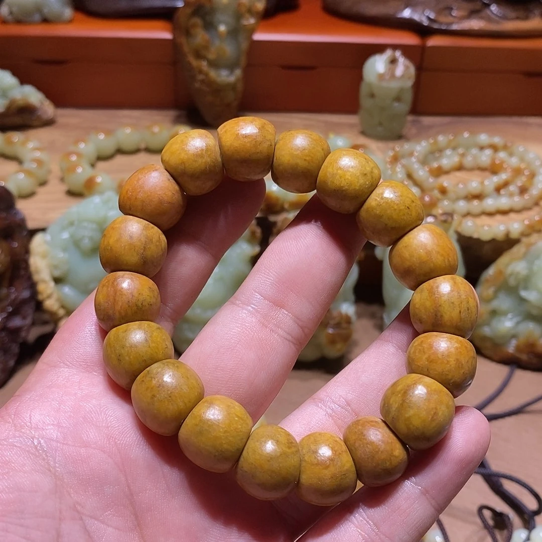 Z***w岫岩河磨玉（透闪石质玉）未镶嵌珠宝奇石