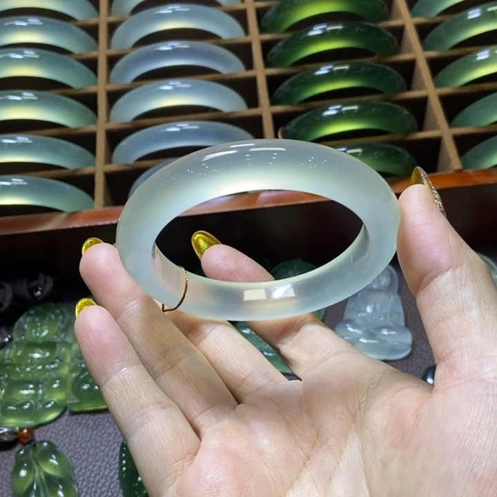 蛇纹石玉未镶嵌手镯58