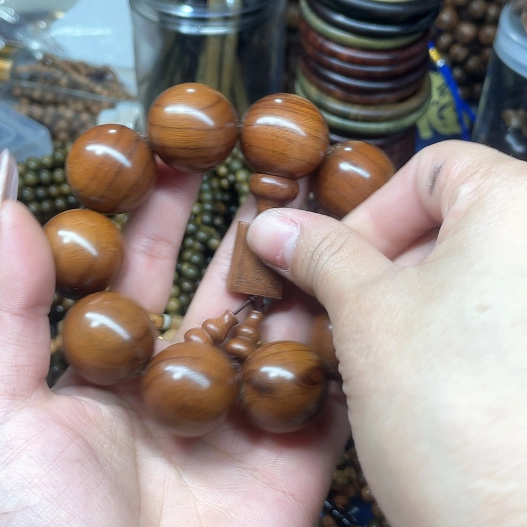 维腊木（绿檀）无事牌