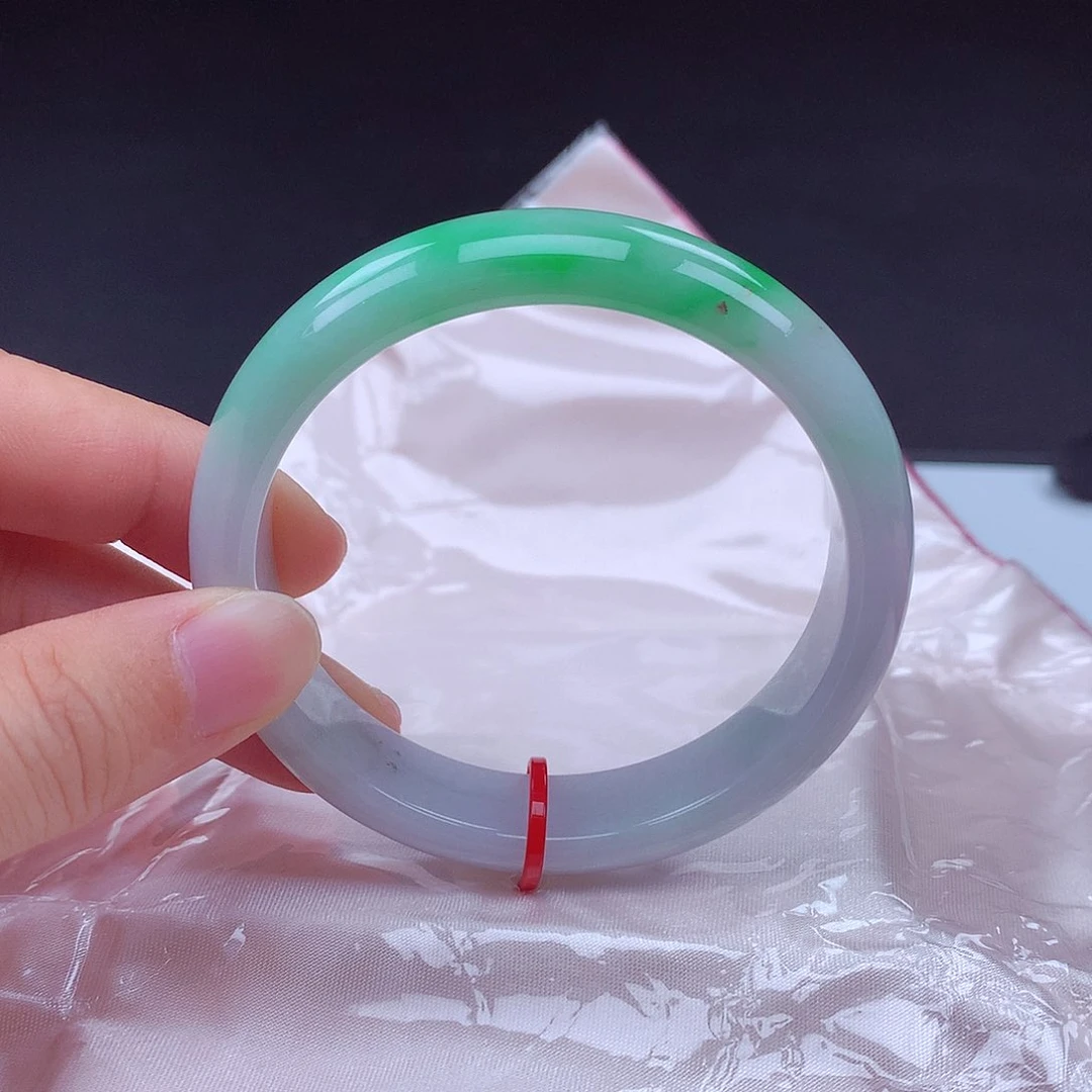 翡翠手镯未镶嵌手镯001928